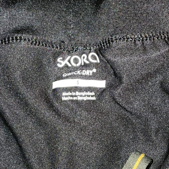 Compression shorts 🩳 - Picture 2 of 2